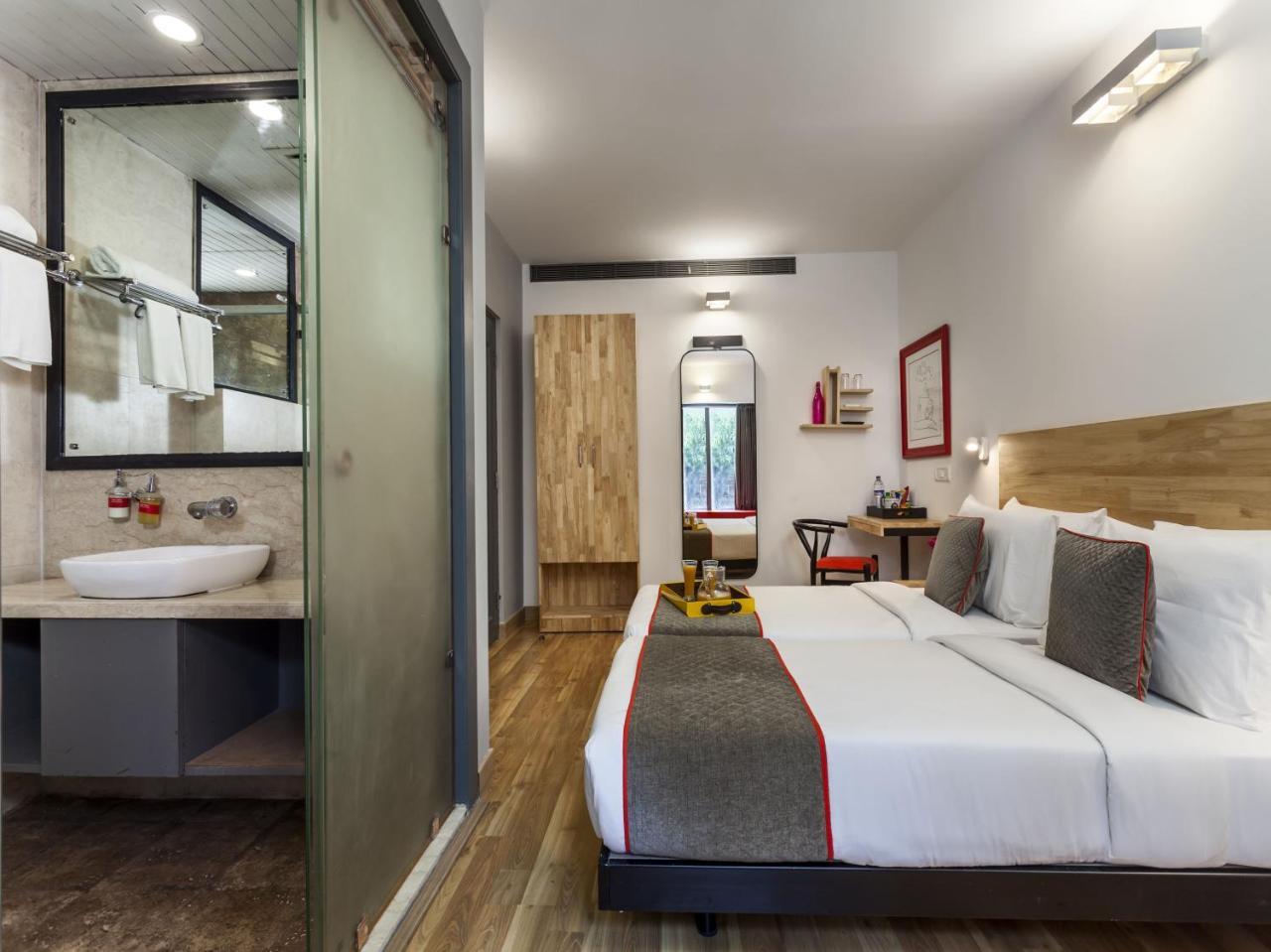 Oyo Townhouse 11 Esplanade Hotel Kolkata Luaran gambar