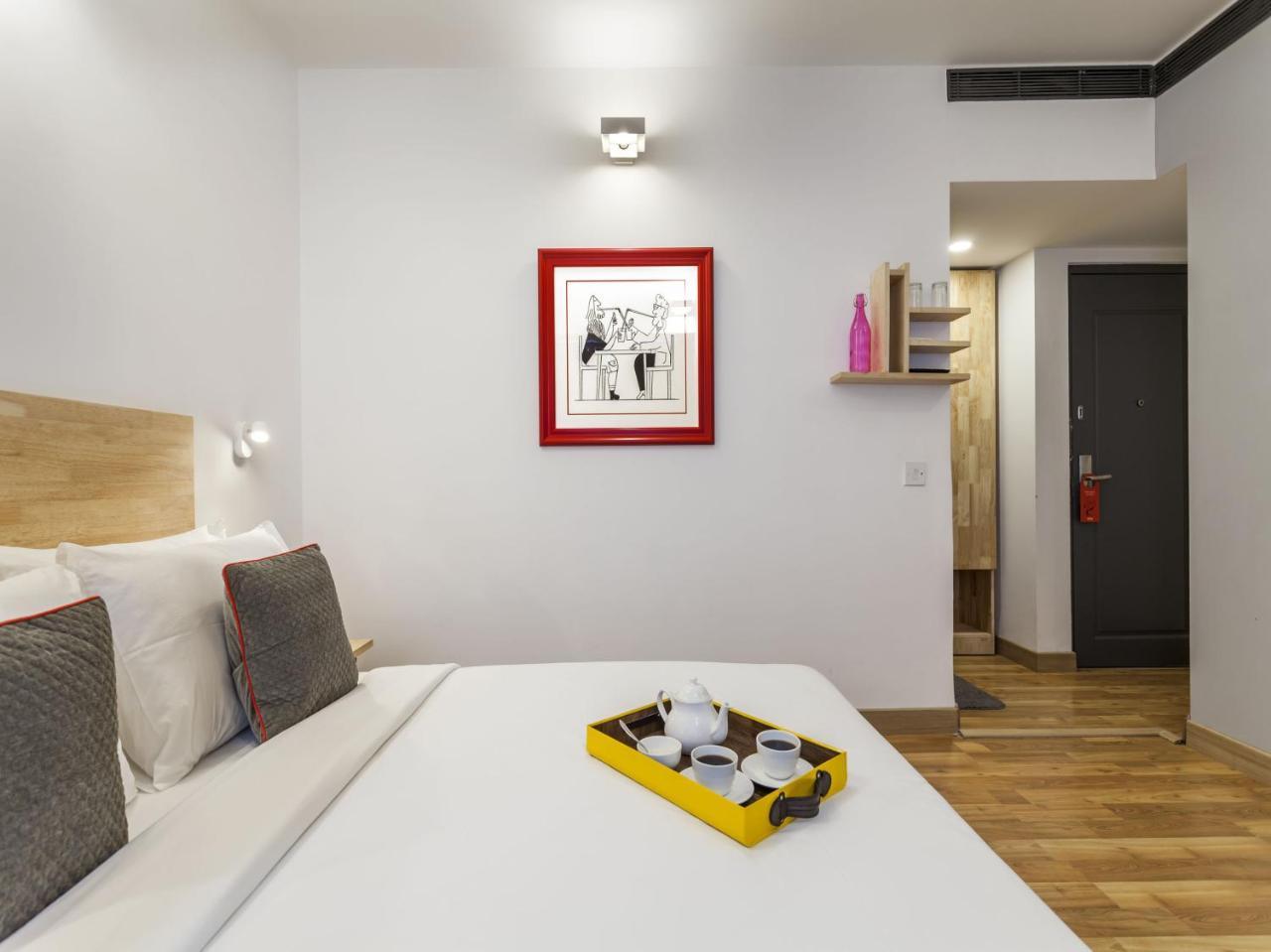Oyo Townhouse 11 Esplanade Hotel Kolkata Luaran gambar